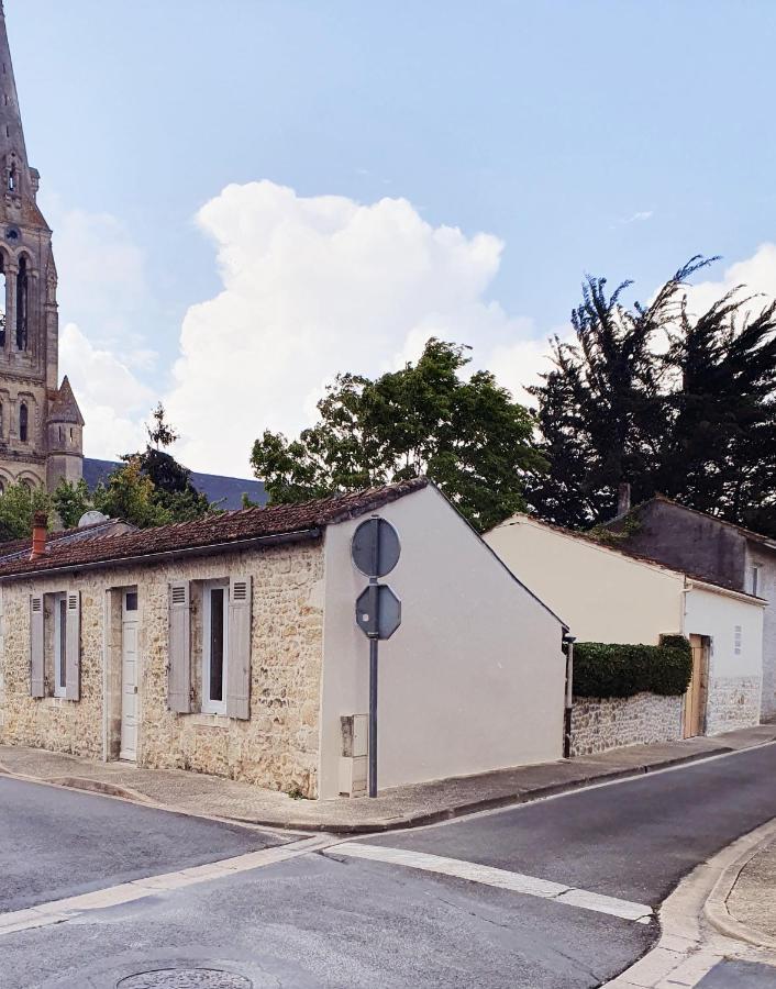 La Maison De Jeanne Lesparre-Médoc Εξωτερικό φωτογραφία